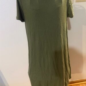 Poof! Women's Short Sleeve Olive Tee